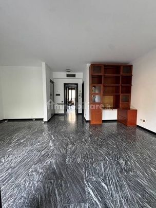 Trilocale via Antonio Fogazzaro 19, Montenero, Milano - Photo 1