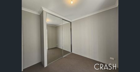 3x2 Villa, Aircon, Double Garage, Solar - Photo 3