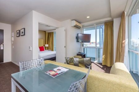 The Resolute Twins - Photo 3