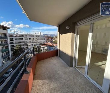 Location Appartement 2 pièces 50m² CAGNES SUR MER 06800 - Photo 6