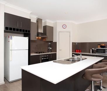 Please contact catie@sweeneyea.com.au for private inspections. - Photo 1