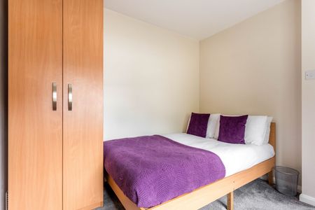 5 Bed Semi-Detached House, Southall Avenue, BN2 - Photo 5