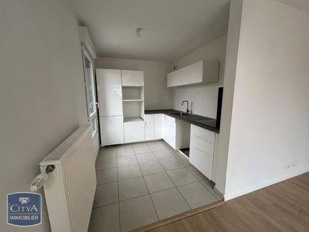 Location Appartement 3 pièces 68m² NEUILLY SUR MARNE 93330 - Photo 3