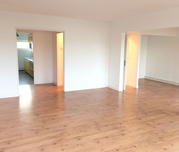 LE BOUSCAT - T3 67m² + BALCON + PARKING + CAVE - Photo 2