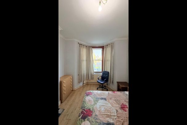 Room in a Shared House, Woodlands Park Road, N15 - Photo 1