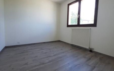 METABIEF - APPARTEMENT F3 RENOVE - GARAGE PRIVE - Photo 3