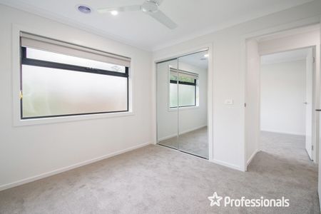 51B Allanfield Crescent, Boronia VIC 3155 - Photo 5