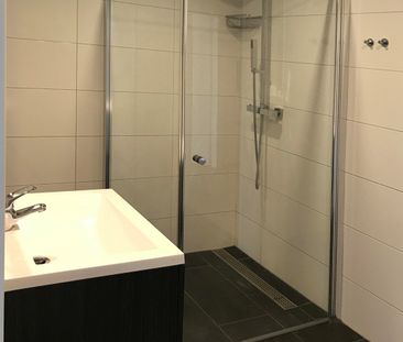 Onder optie: 3-kamerappartement op korte afstand van afslag autosne... - Photo 5