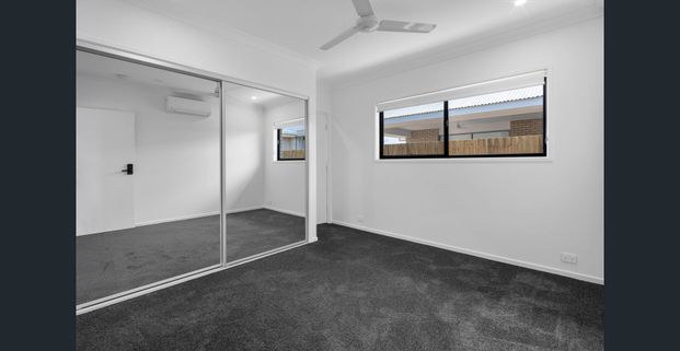 4 BED + 3 BATH HOUSE IN COVELLA ESTATE - Photo 1