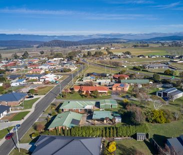 33 Dry Street, 7304, Deloraine Tas - Photo 2