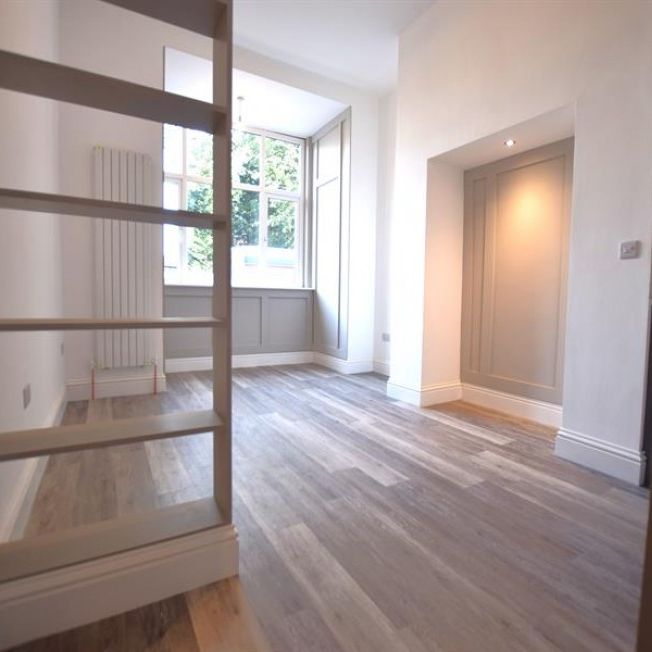 Apartment To Let - Photo 1