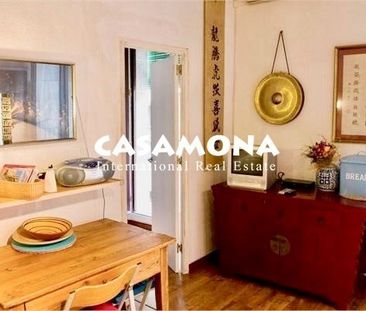 Charming 1 bedroom Apartment with 2 balconies in the Central District of Raval - Photo 5