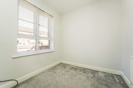 4 bedroom house to rent Woodvale Kingsway, Quedgeley, Gloucester, Gloucestershire, GL2 - Photo 4