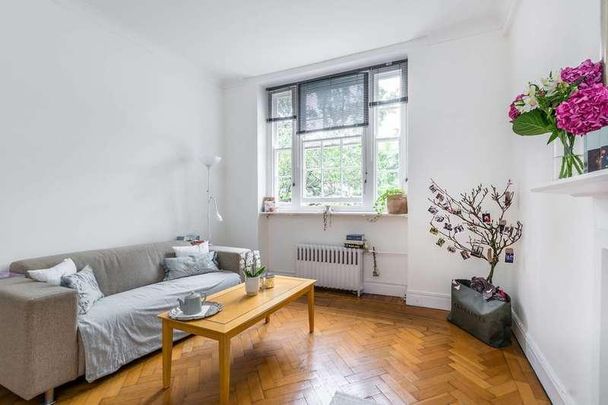 Kensington Park Road, Notting Hill, W11 - Photo 1