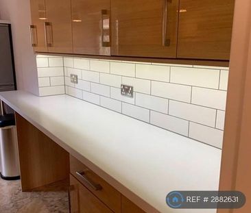 3 bedroom terraced house to rent - Photo 5