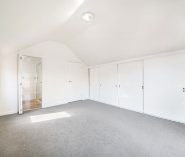 18 Mitchell Street, Naremburn NSW 2065 - House For Rent | Domain - Photo 4