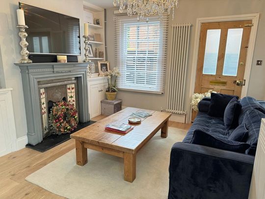 2 bedroom cottage to rent - Photo 1