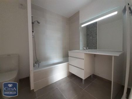 Location Appartement 3 pièces 74m² CLUSES 74300 - Photo 5