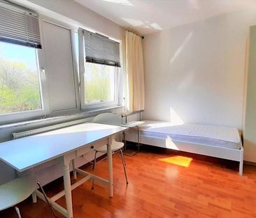 Möbliertes Zimmer mit EIGENER KÜCHE - Photo 1