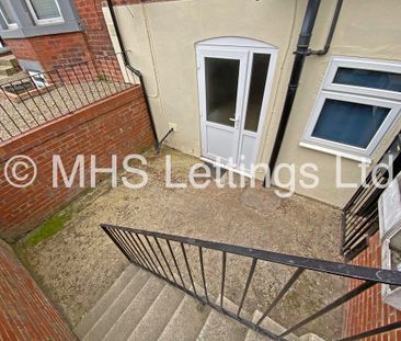 Lower Flat, 133 Hyde Park Road, Leeds, LS6 1AJ - Photo 4