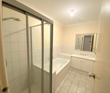 24 Amazon Place, Werribee, Vic 3030 - Photo 3