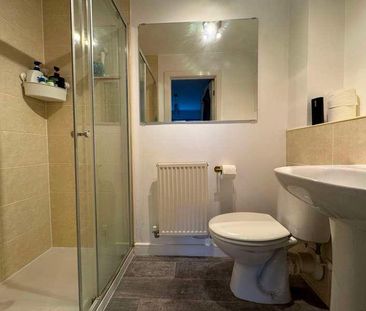 Viscount Close, Shiremoor, Newcastle Upon Tyne, NE27 - Photo 5