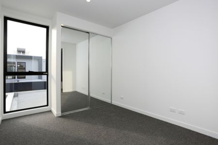 42 Kenswick Street, Point Cook VIC, Belconnen - Photo 4