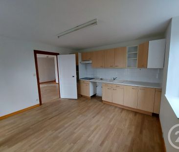Location Maison 3 pièces 91m² EBREUIL 03450 - Photo 3