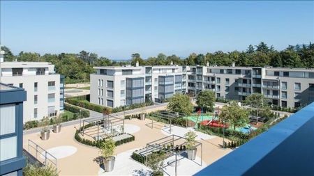 Beautiful 3.5 room apartment - with terrace and winter garden - Photo 2