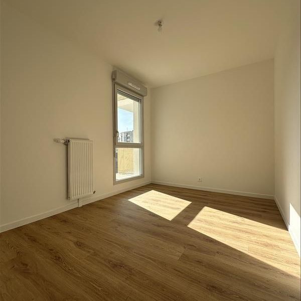 4 pièces - 80,74 m² - 2ème étage - Colocation non autorisée - Photo 1