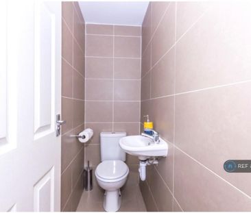 5 bedroom terraced house to rent - Photo 5