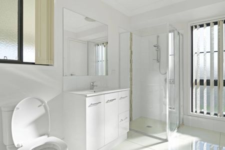 MODERN 2-BEDROOM UNIT IN A SOUGHT AFTER SUBURB - Photo 5