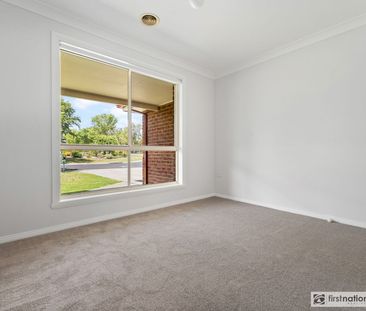 FRESHLY UPDATED 4 BEDROOM HOME - Photo 6