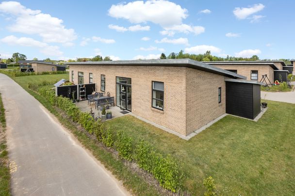 Rækkehus med god planløsning i Funder - Foto 1