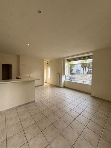 Location Appartement 1 pièce 36m² NANTES 44000 - Photo 2