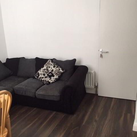 **student Property**, 20 Barry Street, Derry, BT48 7PJ - Photo 1