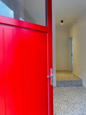 Gerenoveerde woning met 4 slaapkamers en ruime tuin - Photo 5