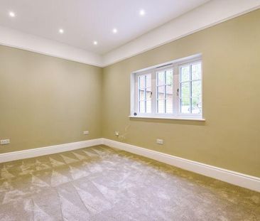 4 bedroom detached house to rent - Photo 4
