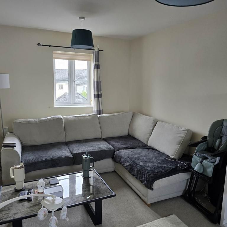 2 bedroom coach house to rent - Photo 1