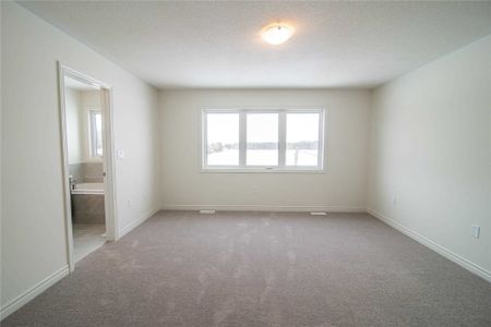 For Lease - 19 Greer Street, Barrie, Ontario - Photo 4