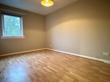 Cambuslang Road, Rutherglen - Photo 2