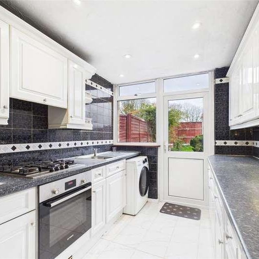 Winscombe, Bracknell, Berkshire, RG12 - Photo 1