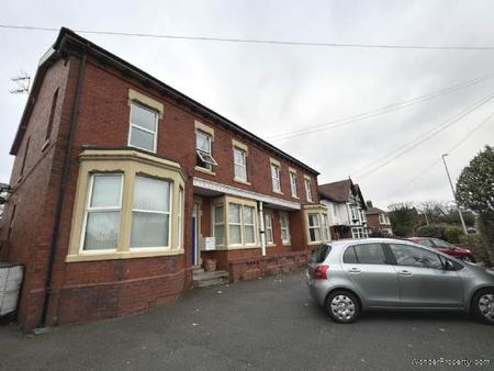 1 bedroom property to rent in Blackpool - Photo 2