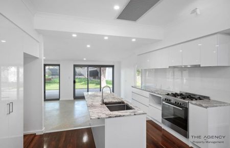 Tastefully Renovated East Victoria Park Character Home - Photo 3