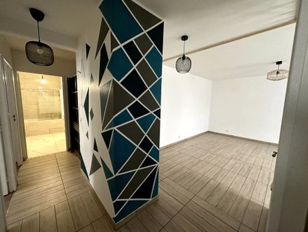 Appartement Cannes Ecluses 3 pièce(s) 64.38 m2 - Photo 5