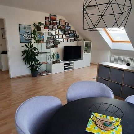 MG-Giesenkirchen, schöne geräumige 2 ZKDB, Dachgeschoss - Photo 1