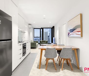Fully furnished and with Stunning city views - Photo 1