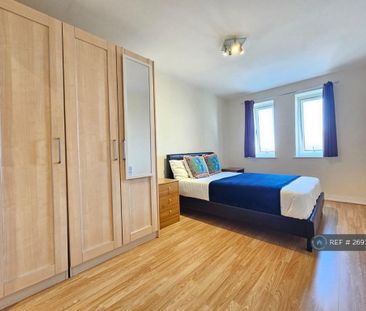 2 bedroom flat to rent - Photo 6