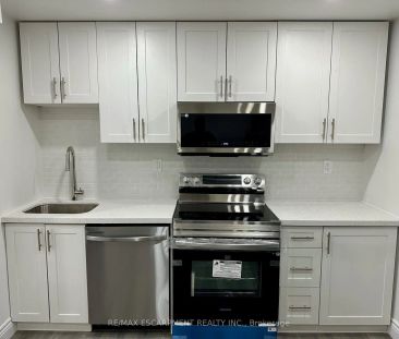 21 Thames Way #LOWER - Photo 3