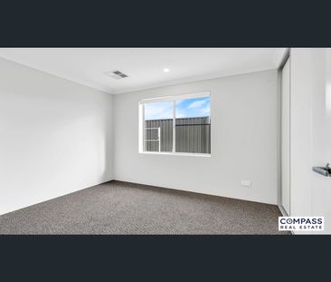 25A Spectrum Street, Eglinton, WA 6034 - Photo 6